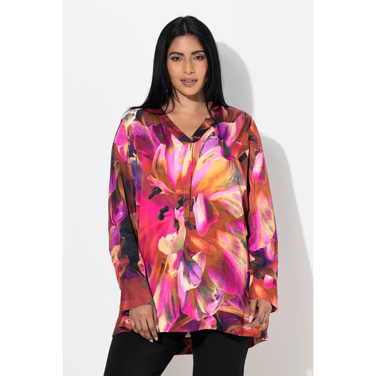 Blouse à fleurs en satin baie, ULLA POPKEN
