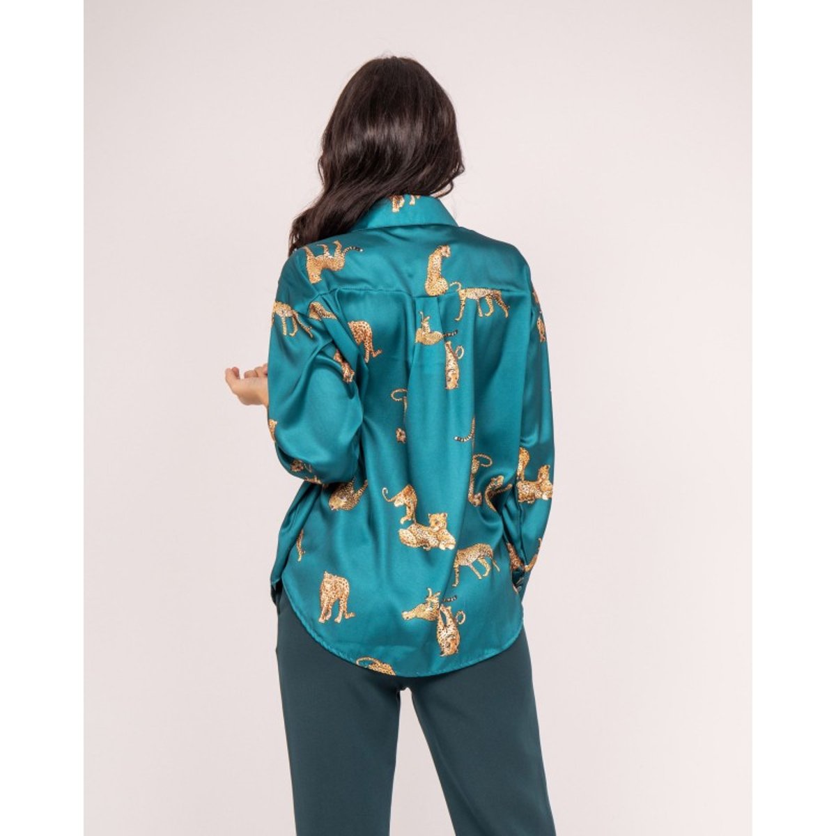 Chemise Satin Motifs Oracio noir, DONA LISA