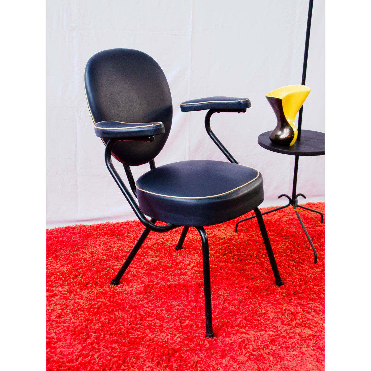 Fauteuil en skaï bleu foncé Jakob N°1444 - Bon état bleu foncé, DEBONGOUT