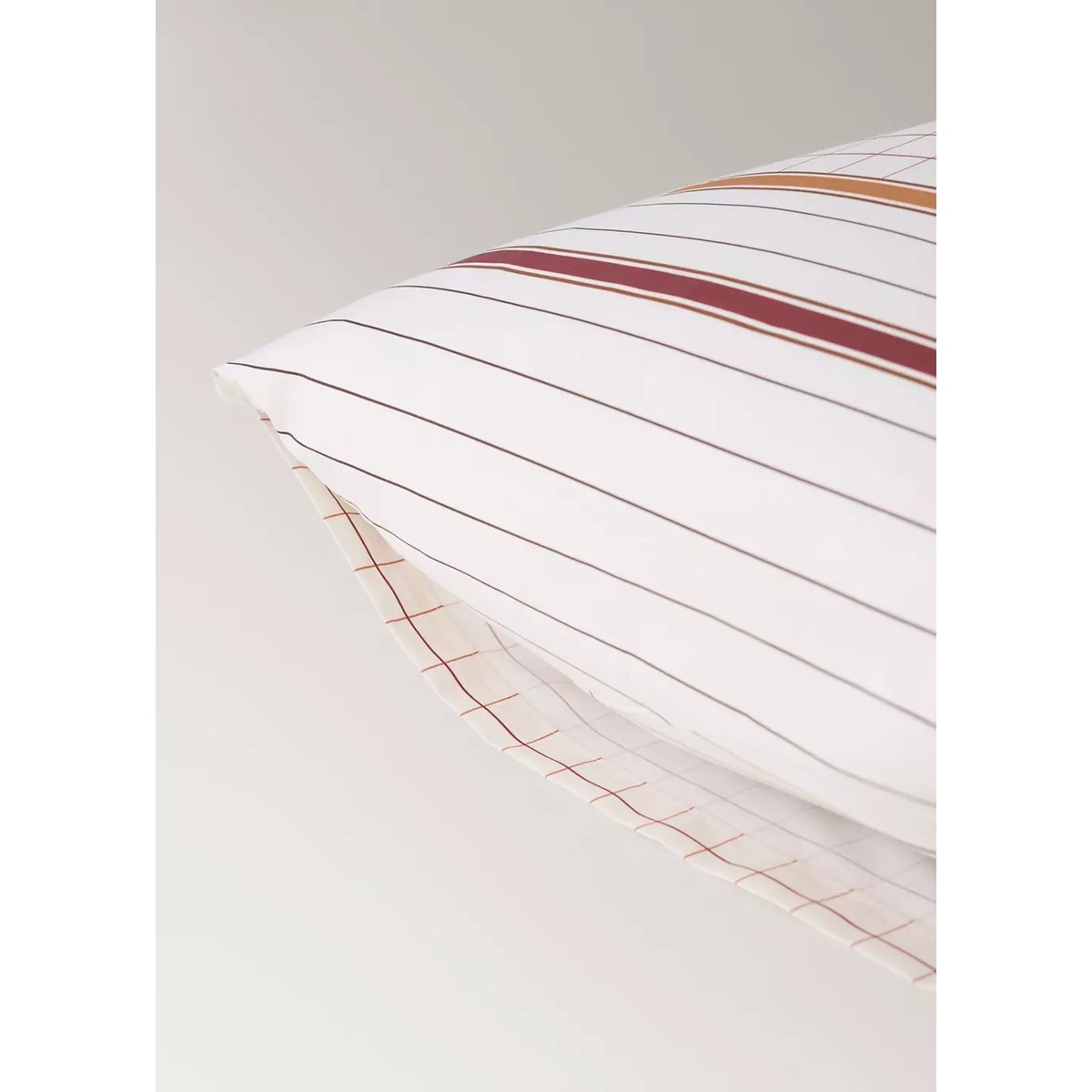 Deux taies d'oreiller en coton 200 fils, à carreaux, 50 x 75 cm cognac, MANGO HOME