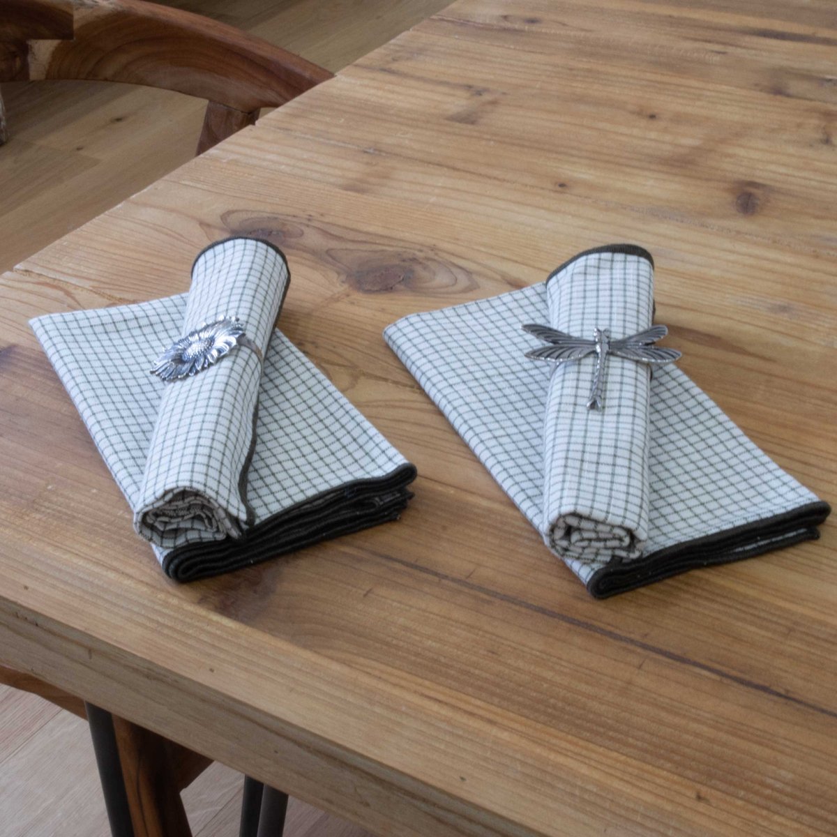 Serviette de table à carreaux en coton gris anthracite, SUD ETOFFE