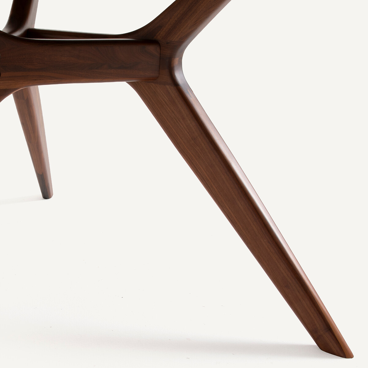 Ronde tafel in massief notenhout, Maricielo notenhout, AM.PM