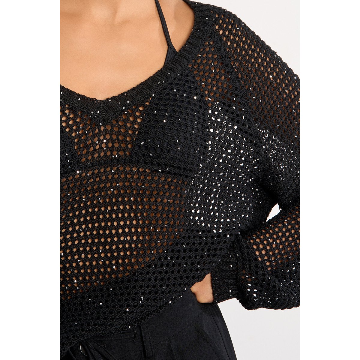 Pull en col V, parsemé de strass noir, LILI SIDONIO