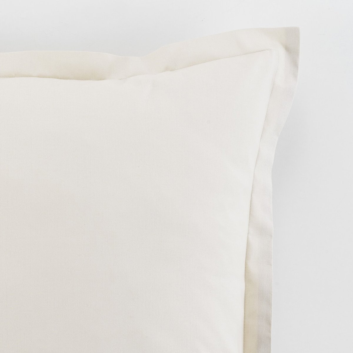 Taie d'oreiller en coton unie, ESSENTIEL gris clair, ATELIER DU COTON