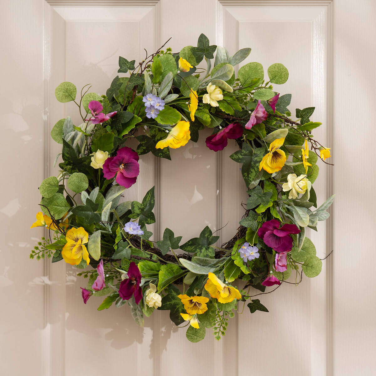 55cm Spring Floral Pansy Wreath multi-coloured, SO'HOME