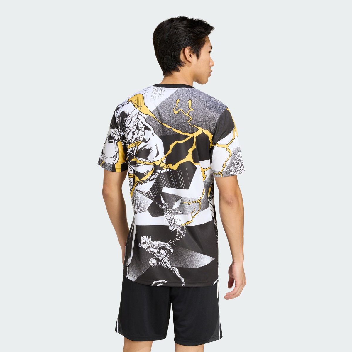 Maillot D'avant-Match Adidas Real Madrid Avengers 25/26 white / black / bold gold, adidas Performance