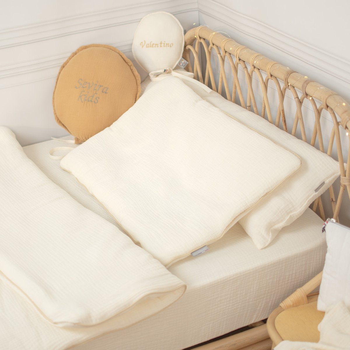 Couette et oreiller - prêt à dormir en gaze de coton JEANNE écru, SEVIRA KIDS