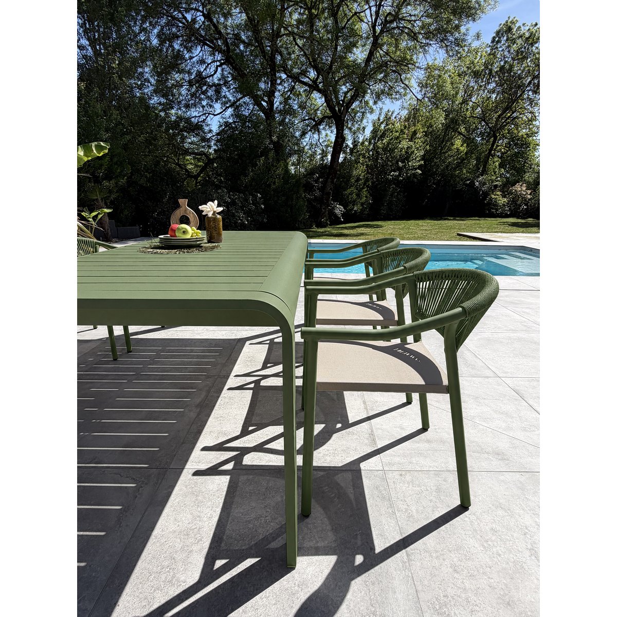 Ensemble repas de jardin en aluminium 6 places HANOI vert olive, DCB GARDEN