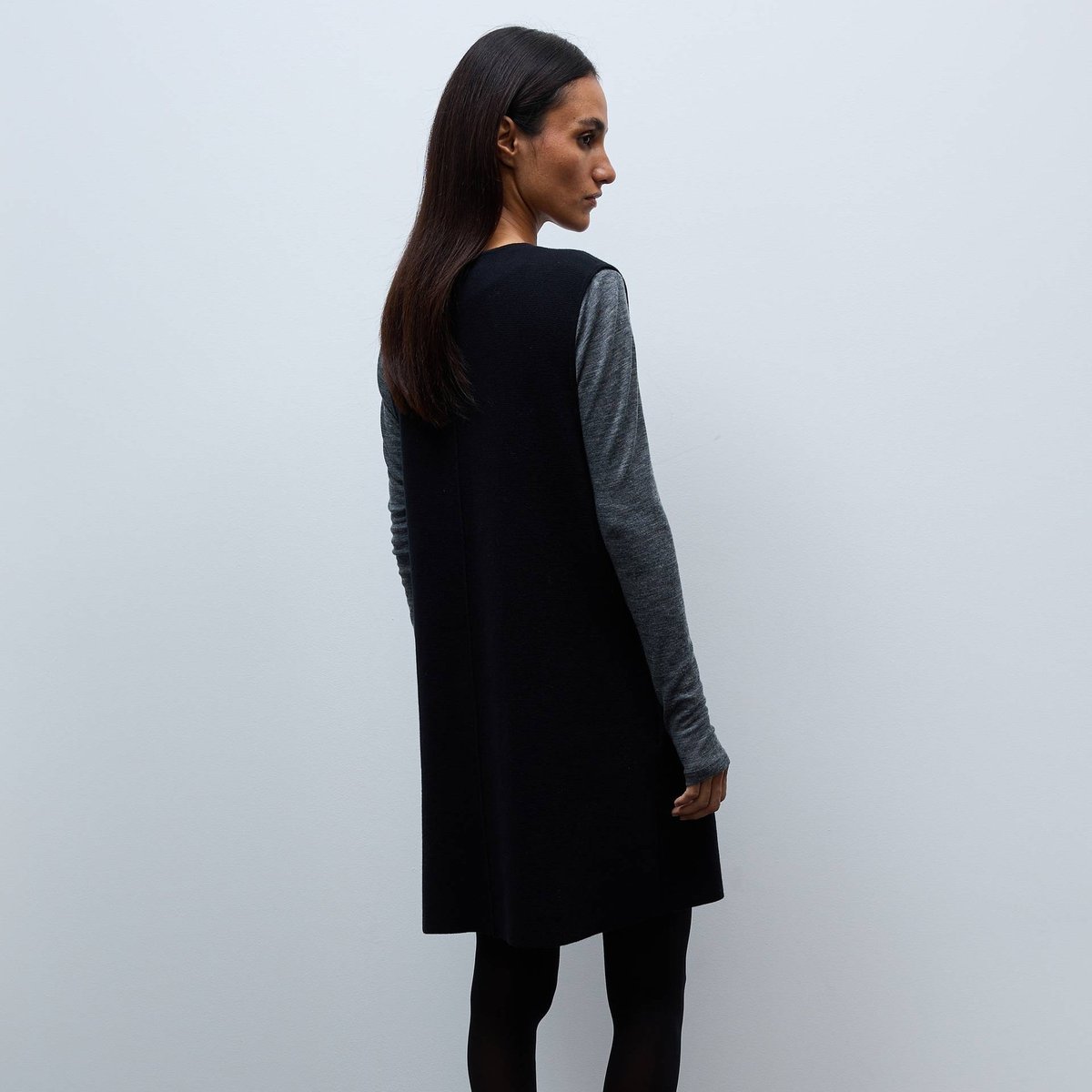 Robe col V courte en maille noir, MONOPRIX