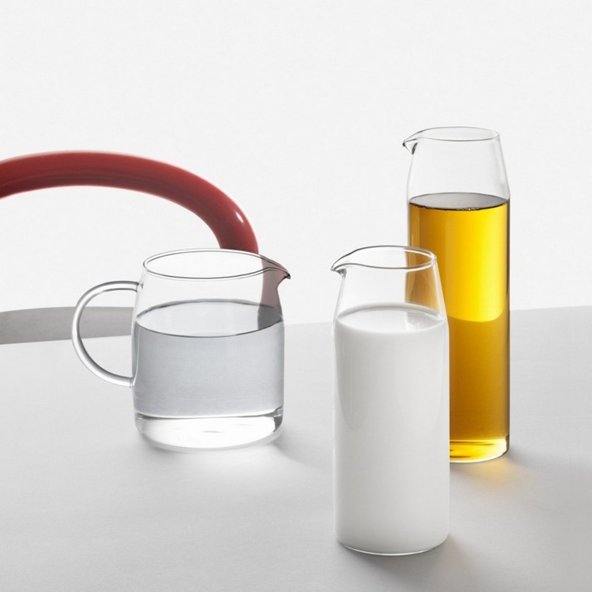 Carafe à eau design  Penguin transparent, ICHENDORF