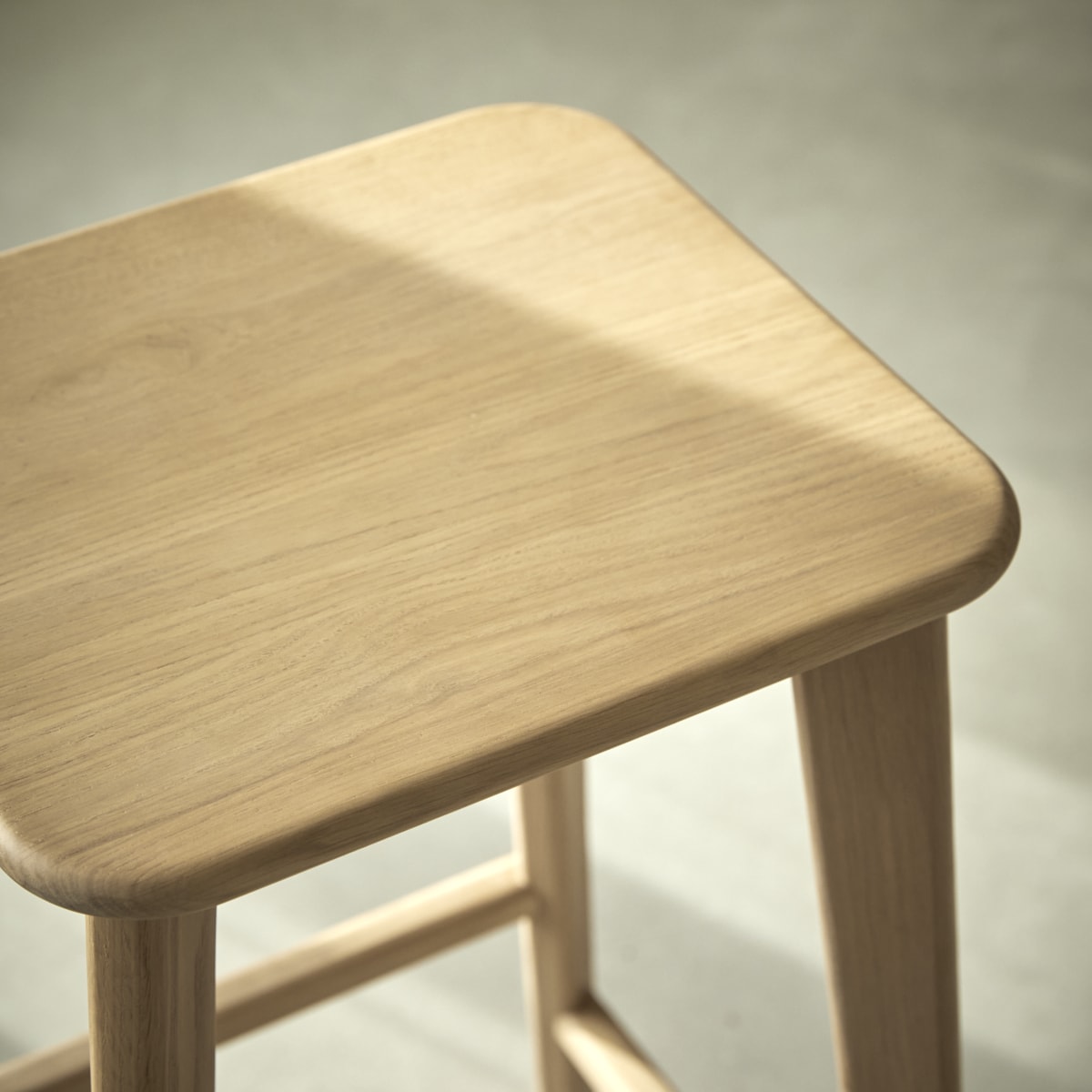 Tabouret de bar en Chêne massif, ABEL naturel, TIKAMOON
