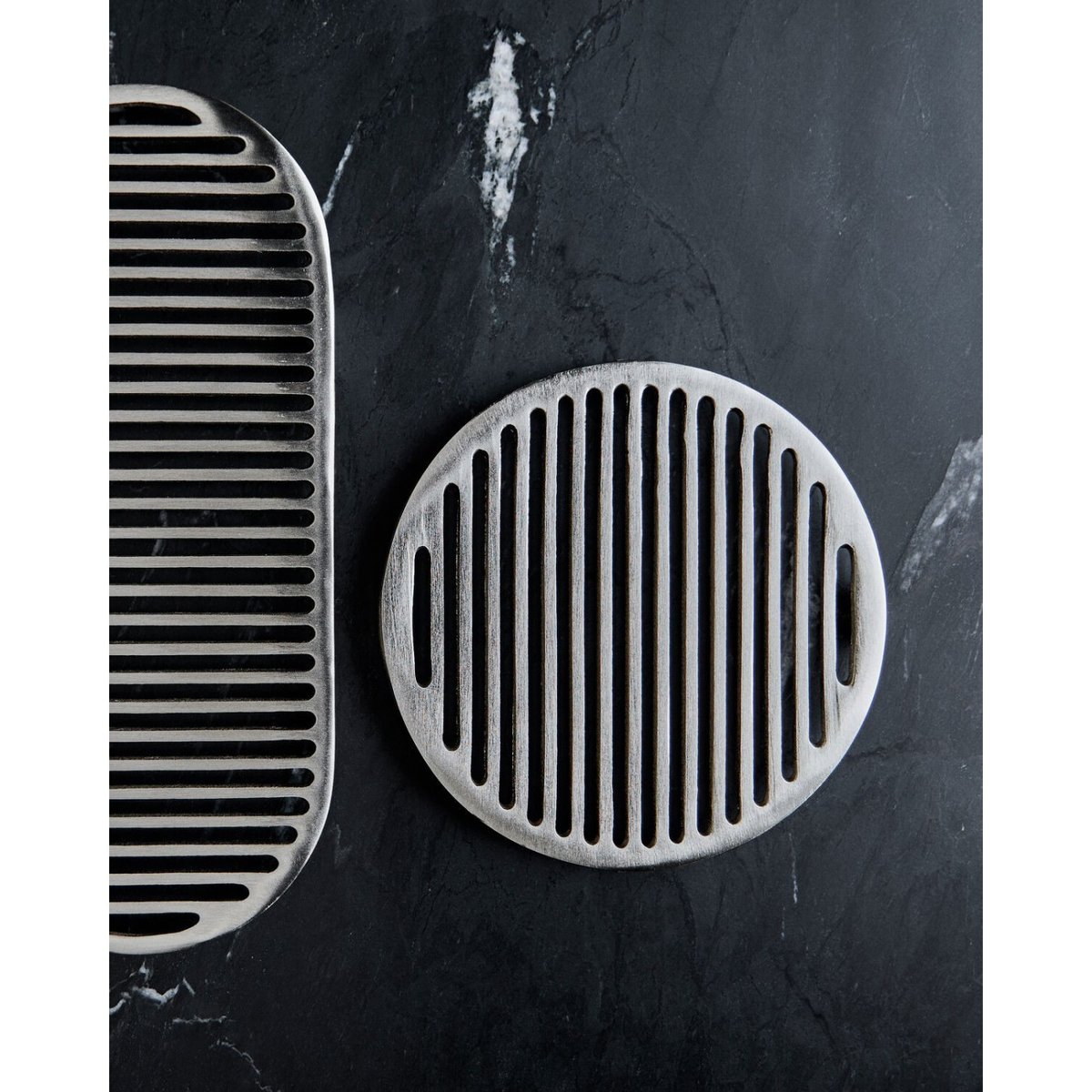 Dessous de plat rond Esme argent, HOUSE DOCTOR