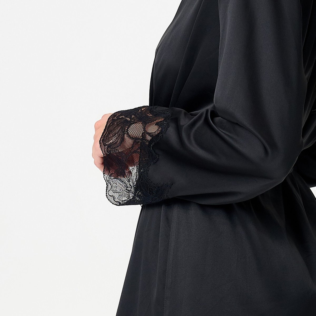 Kimono noir, LINGADORE