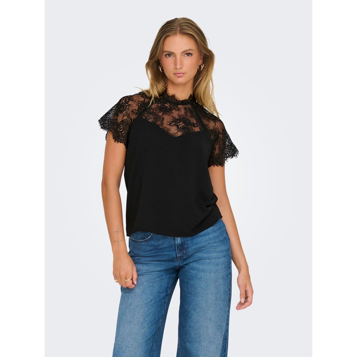 Top black 1, JDY
