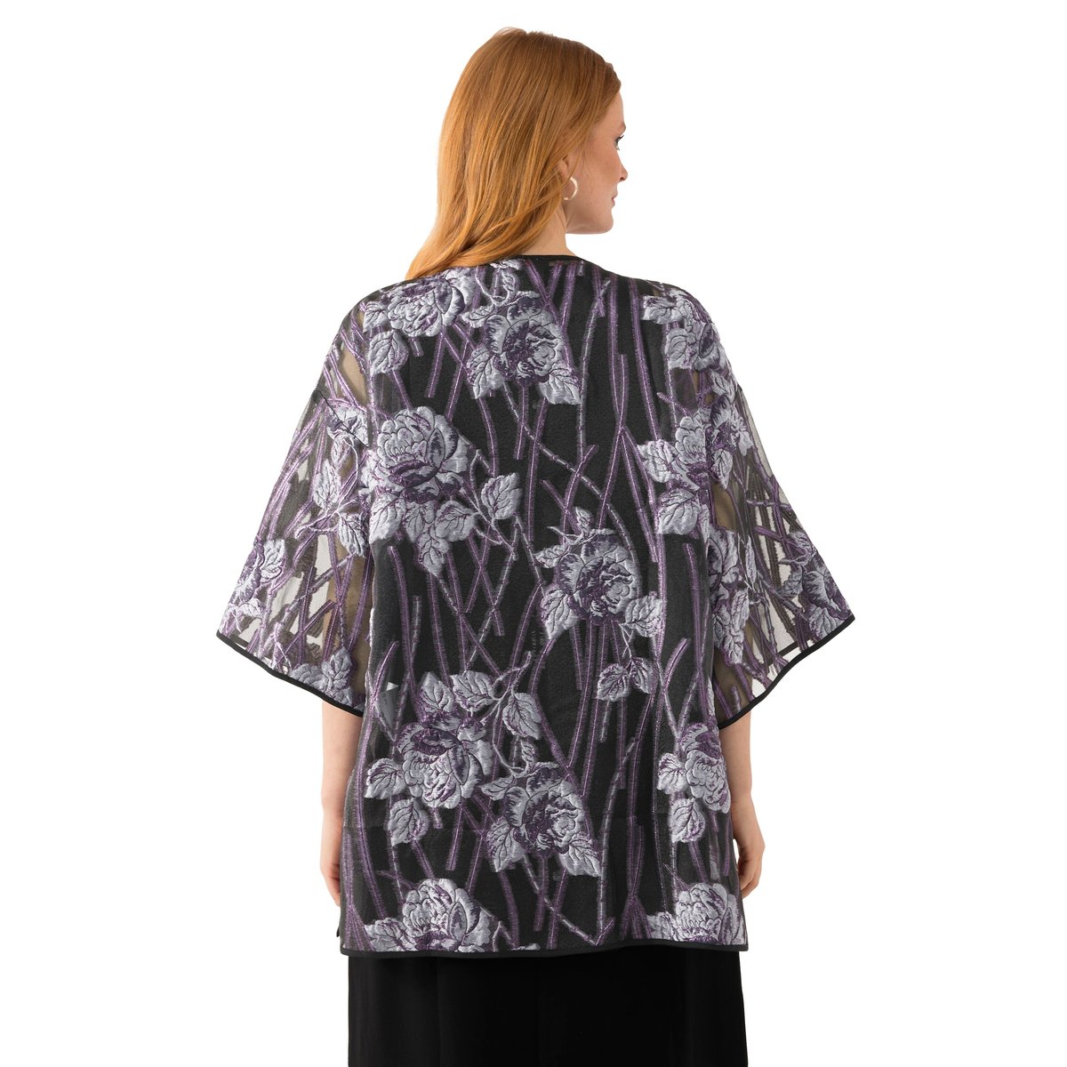 Veste chemisier motif fleurs. Encolure en lilas foncé, ULLA POPKEN