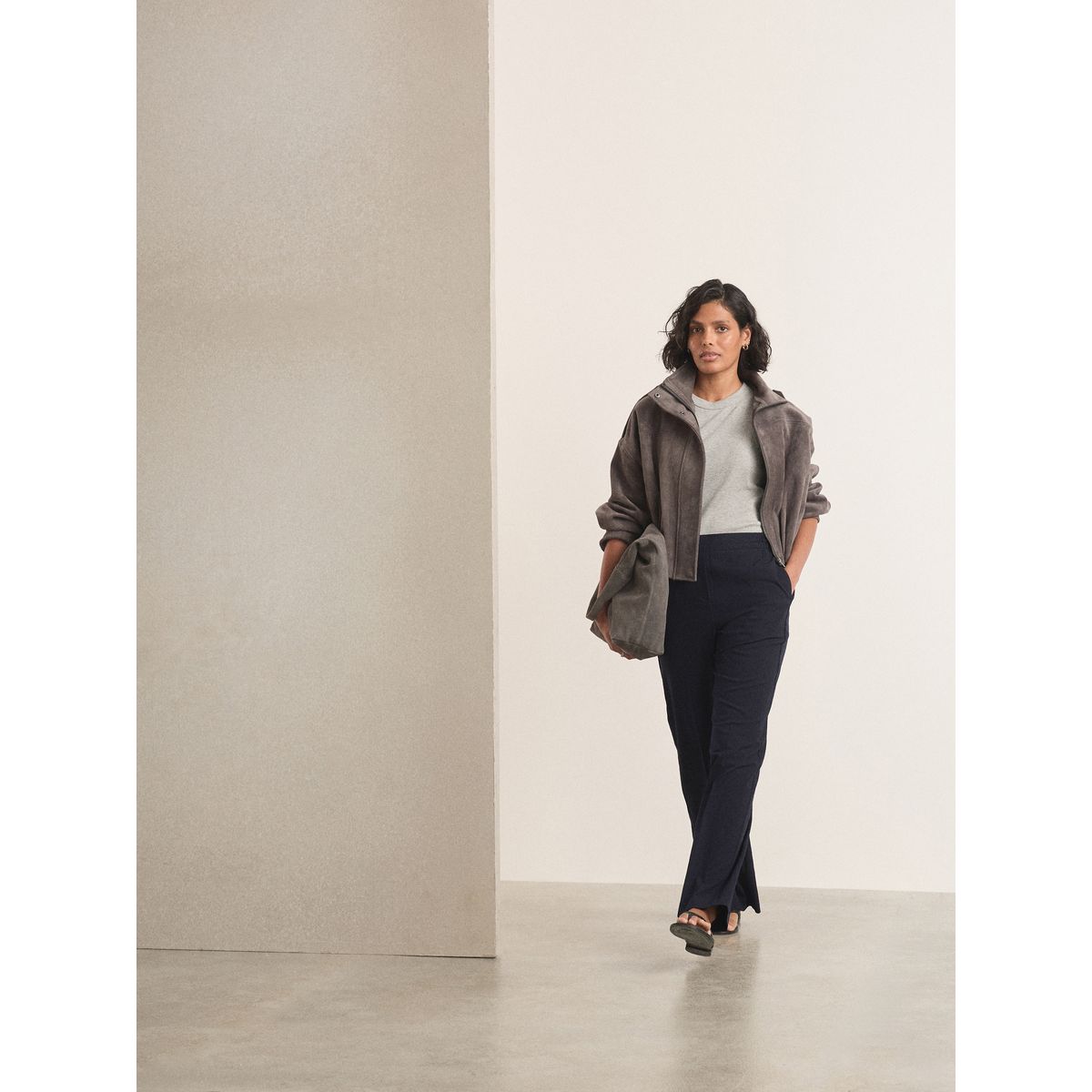 Pantalon large ajusté bleu marine, NEXT
