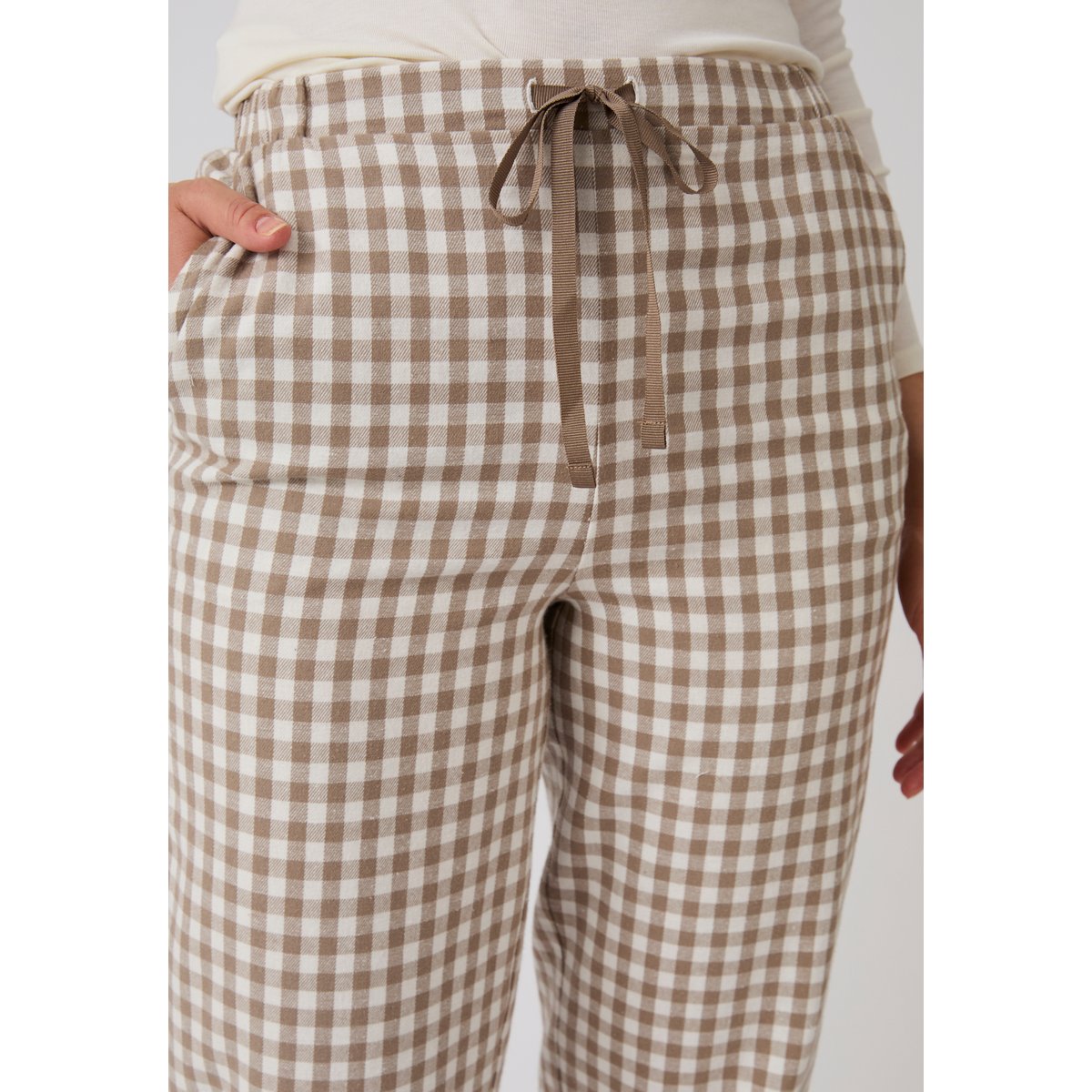 Pantalon de pyjama en flanelle grattée marron beige petits carreaux, DAMART