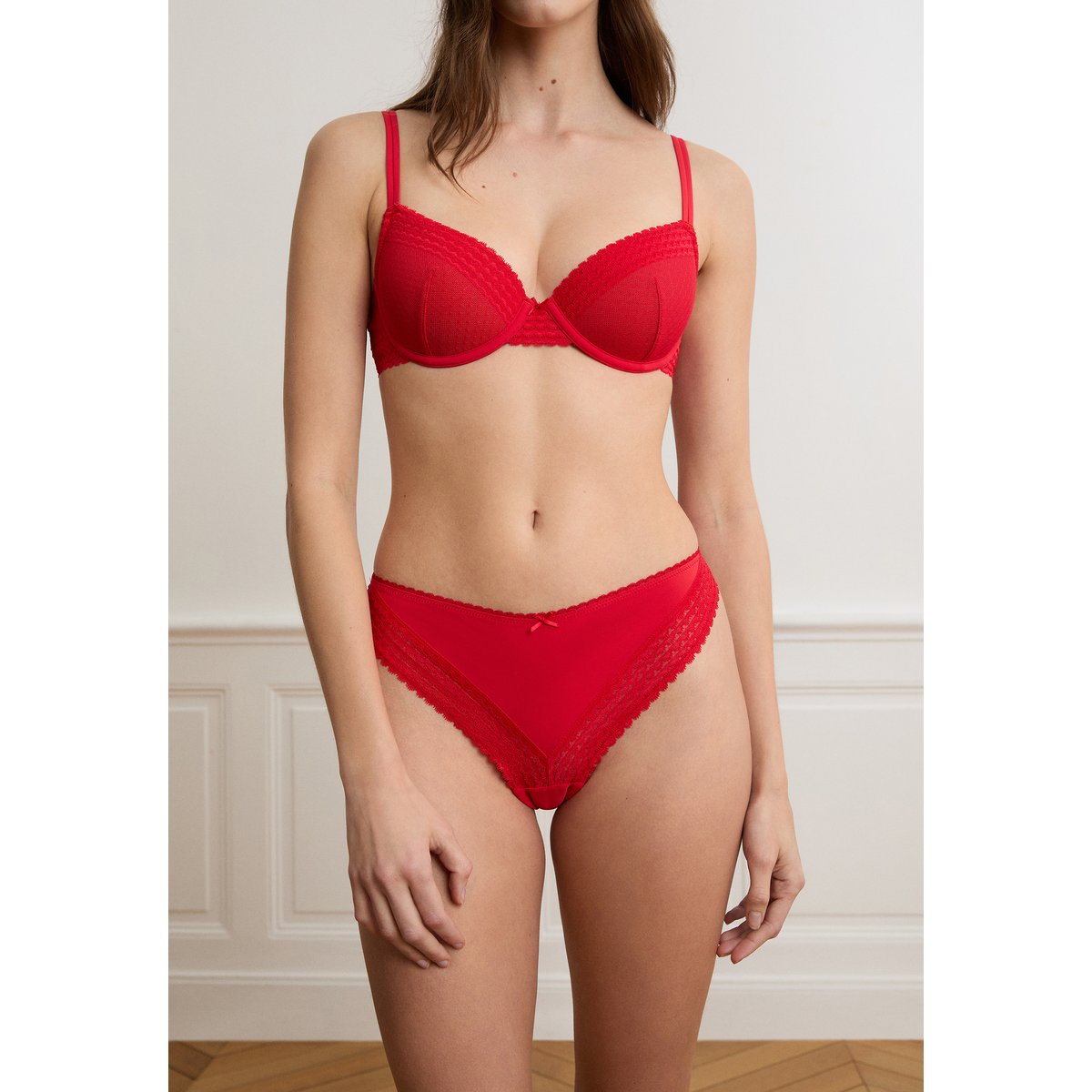 Tanga en dentelle CANDIDE rouge, ETAM