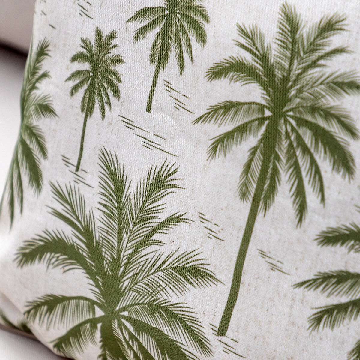 Solstice Cushion green, ÉDITÉ
