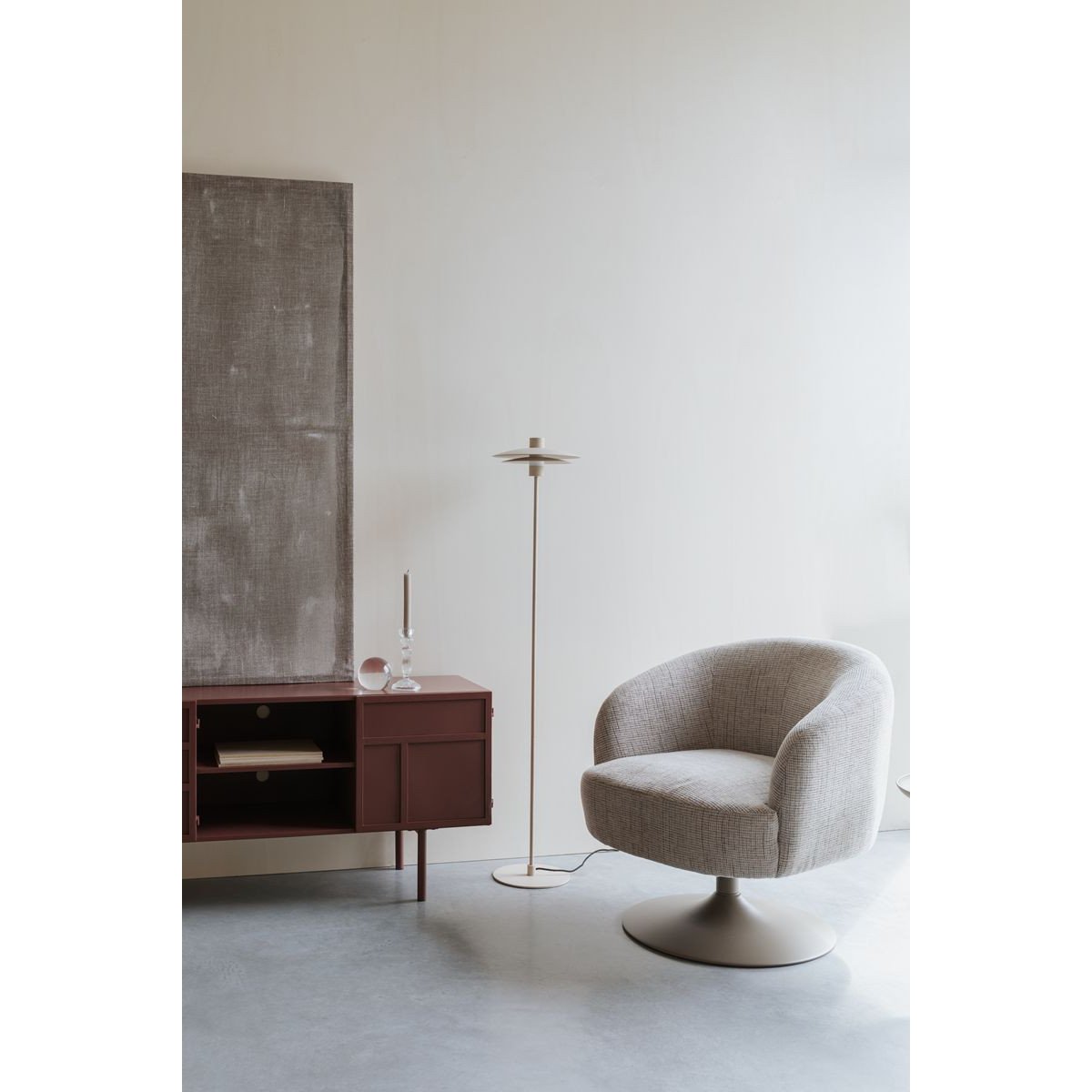 Meuble TV en métal, DAVIS rouge, BOITE A DESIGN