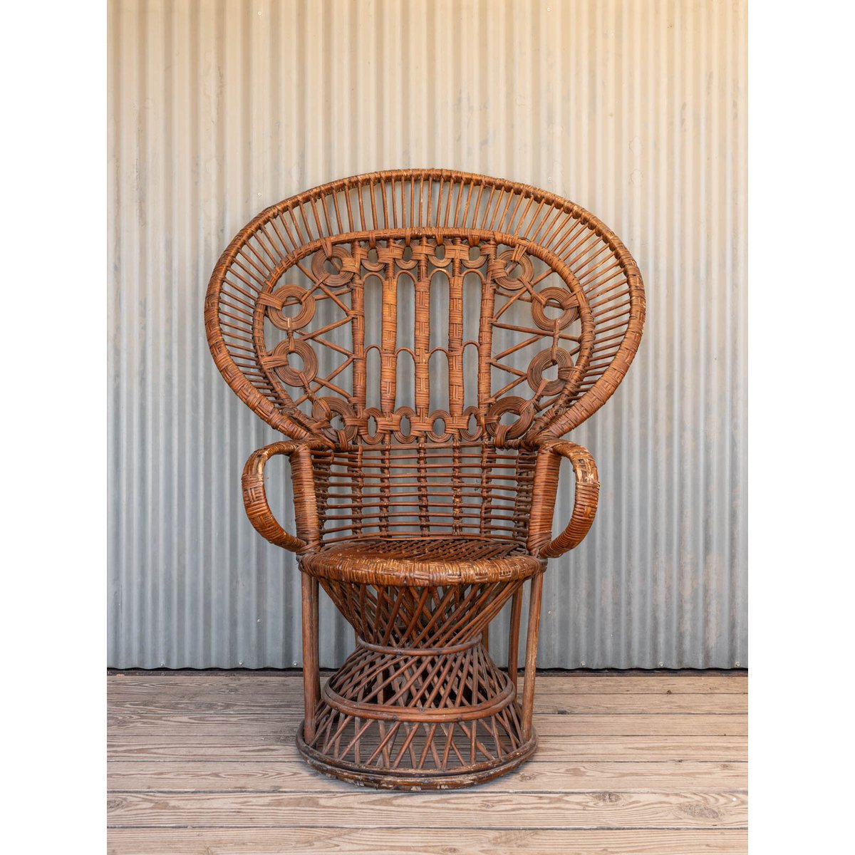 Grand fauteuil en osier Ernest N°1097 - Bon état bois foncé, DEBONGOUT