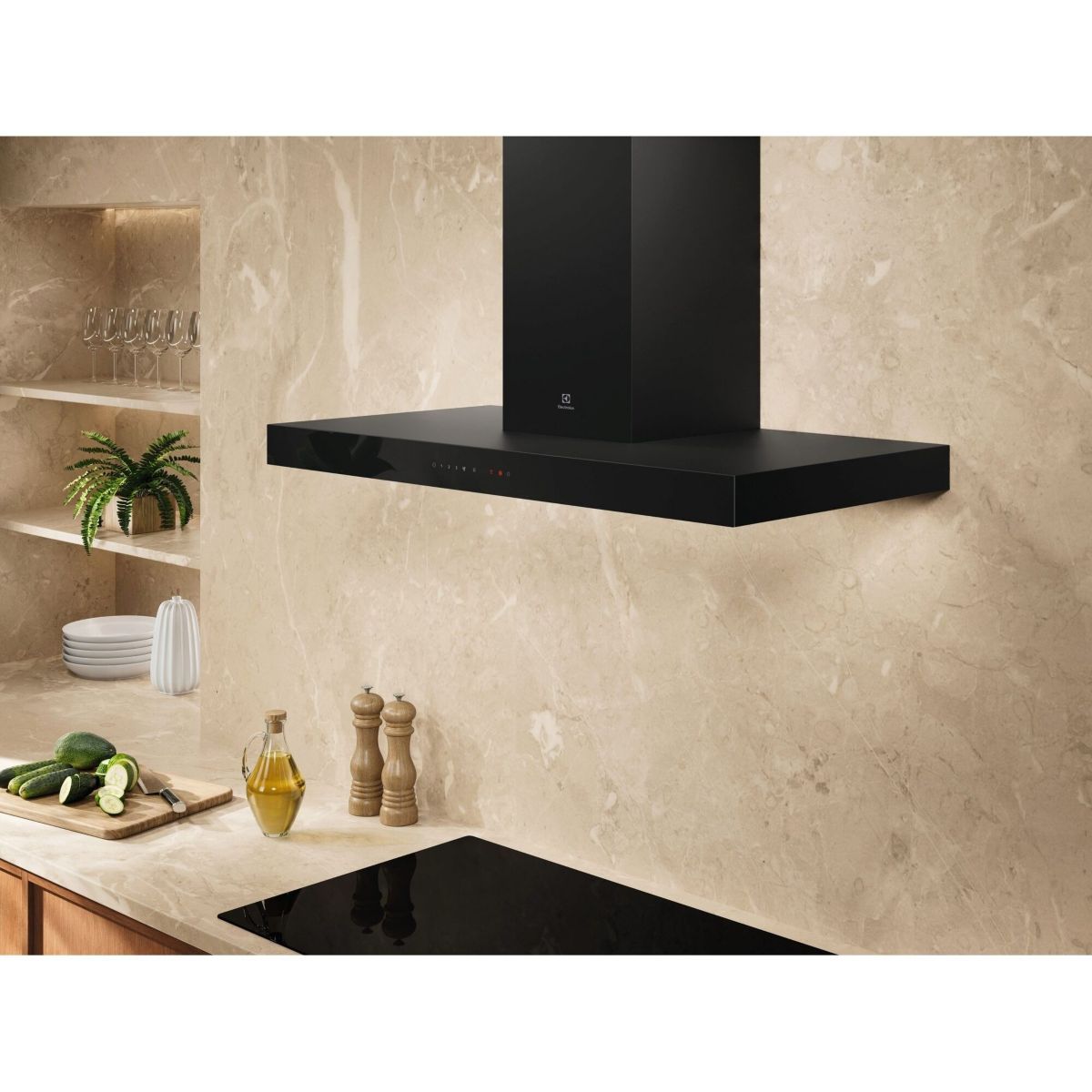 Hotte décorative murale LFT819K couleur unique, ELECTROLUX