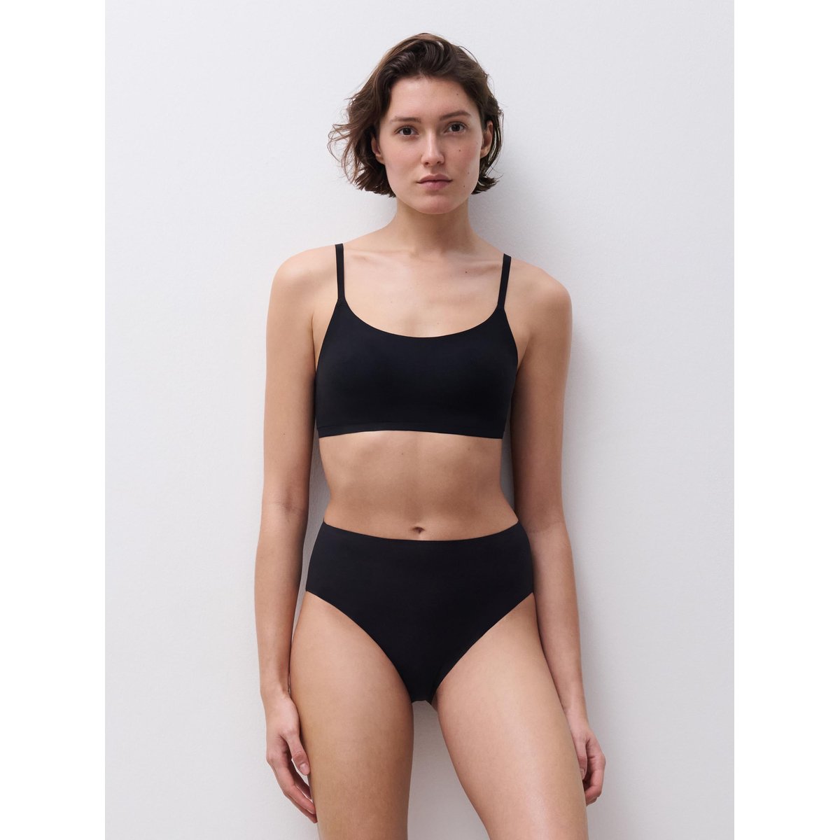 Culotte échancrée SOFTSTRETCH noir, CHANTELLE