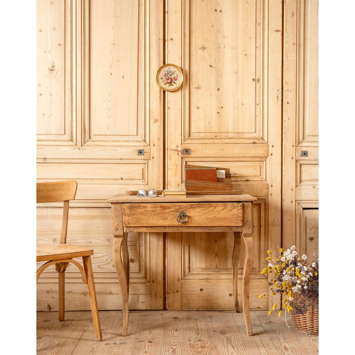 Bureau en bois Edouard N°1042 - Bon état bois foncé, DEBONGOUT