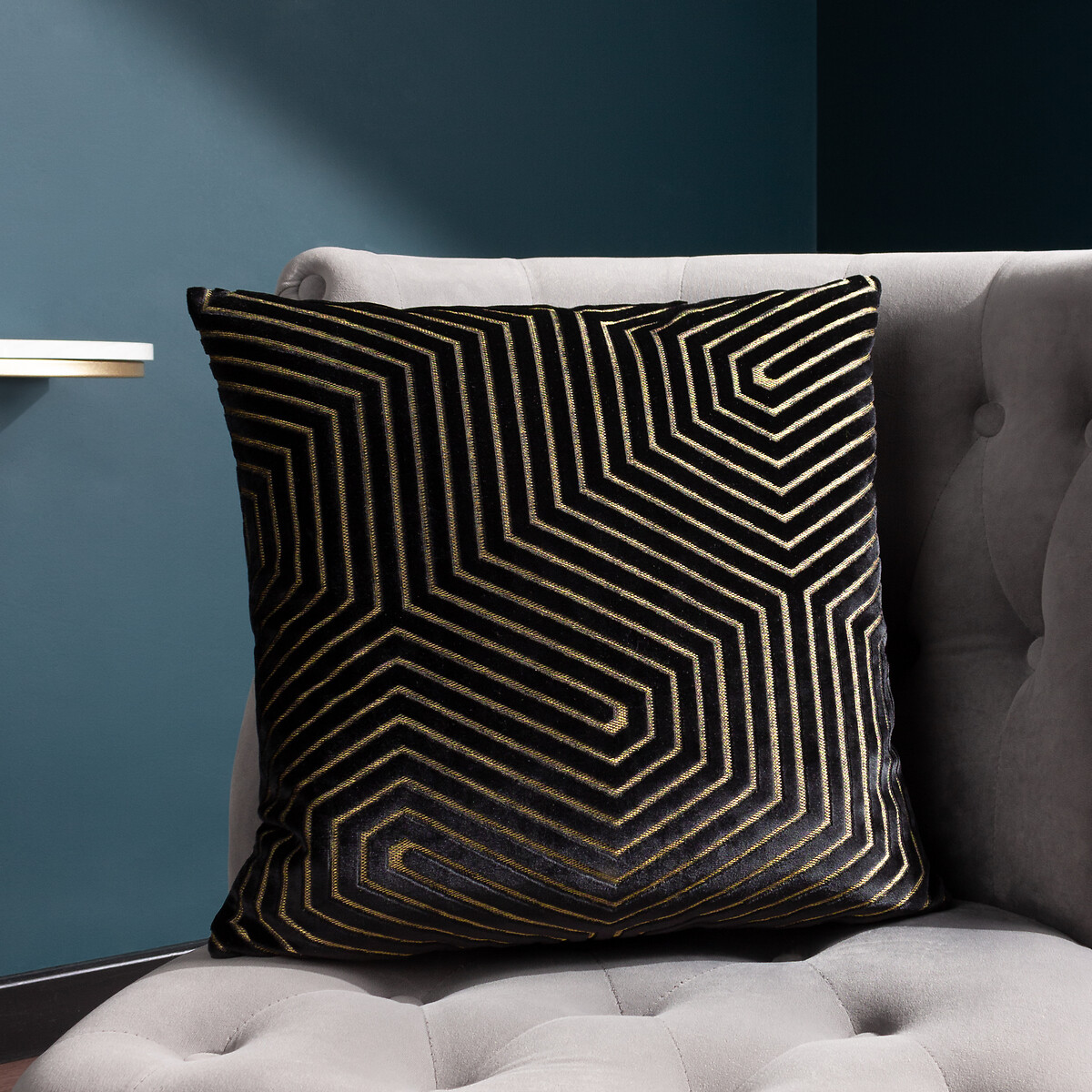 Evoke Cut Velvet Cushion black, PAOLETTI