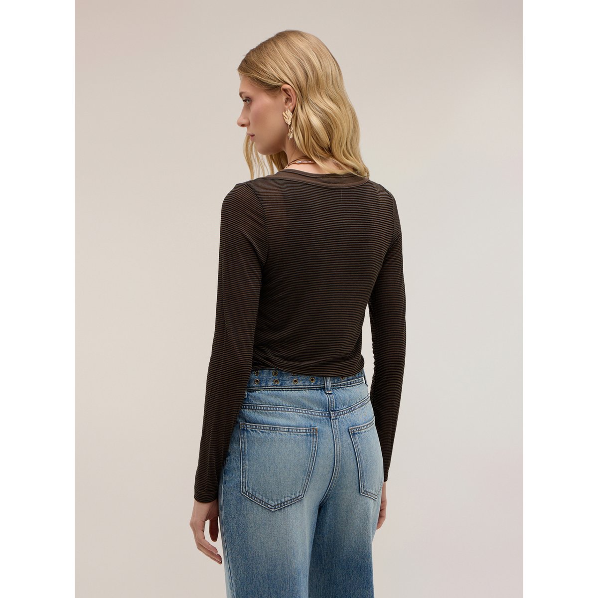 T-shirt rayé avec débardeur marron, MOTIVI