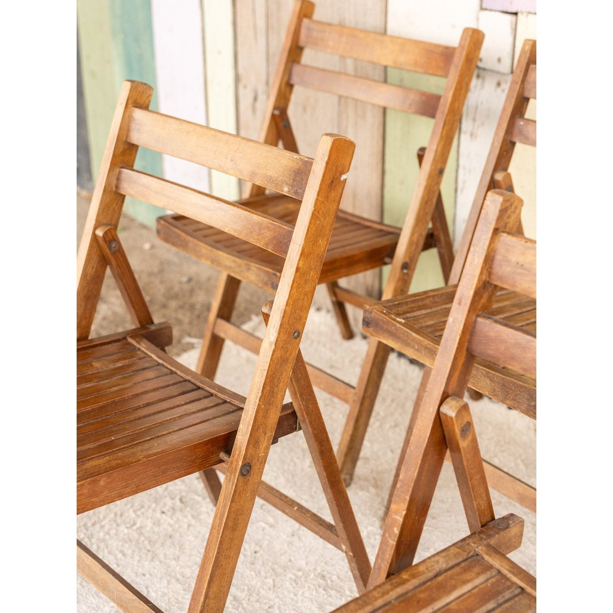 Lot de 5 chaises en bois Claude N°1412 - Bon état bois foncé, DEBONGOUT