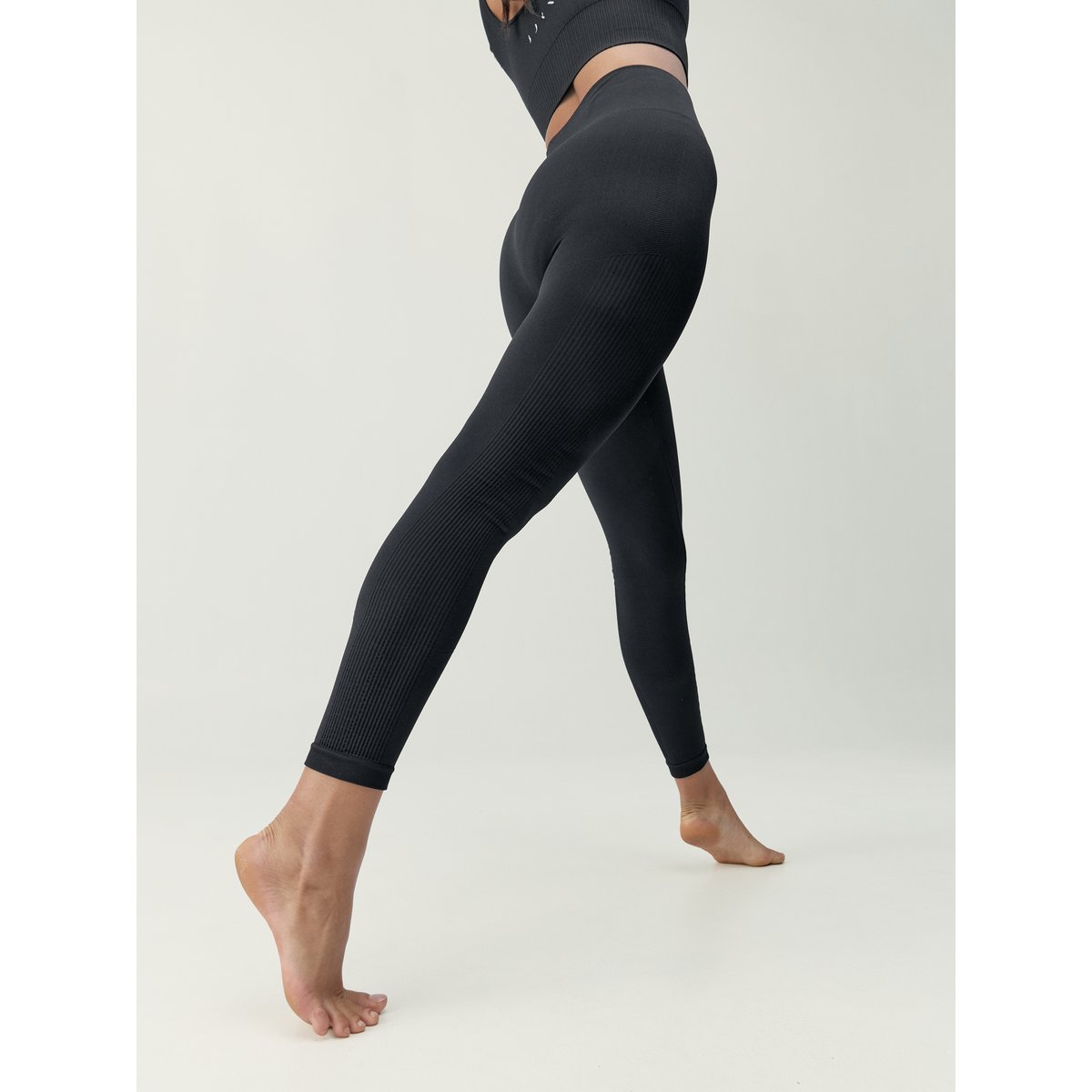 Legging de sport femme Yami longueur longue taille haute noir profond, BORN