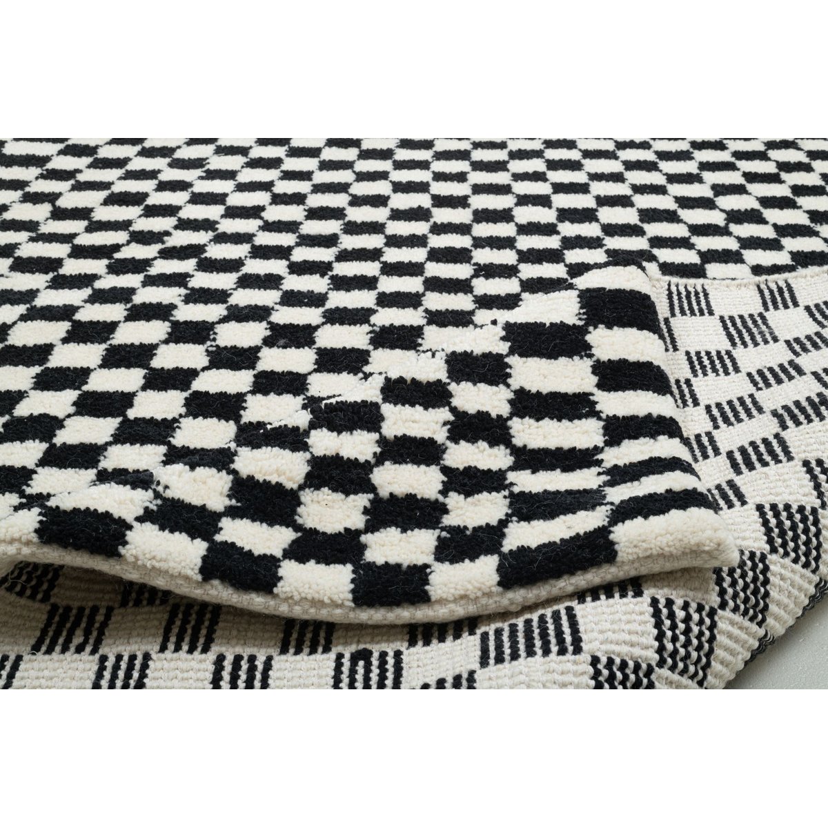 Tapis berbère en laine vierge noué à la main noir et blanc, THEKO