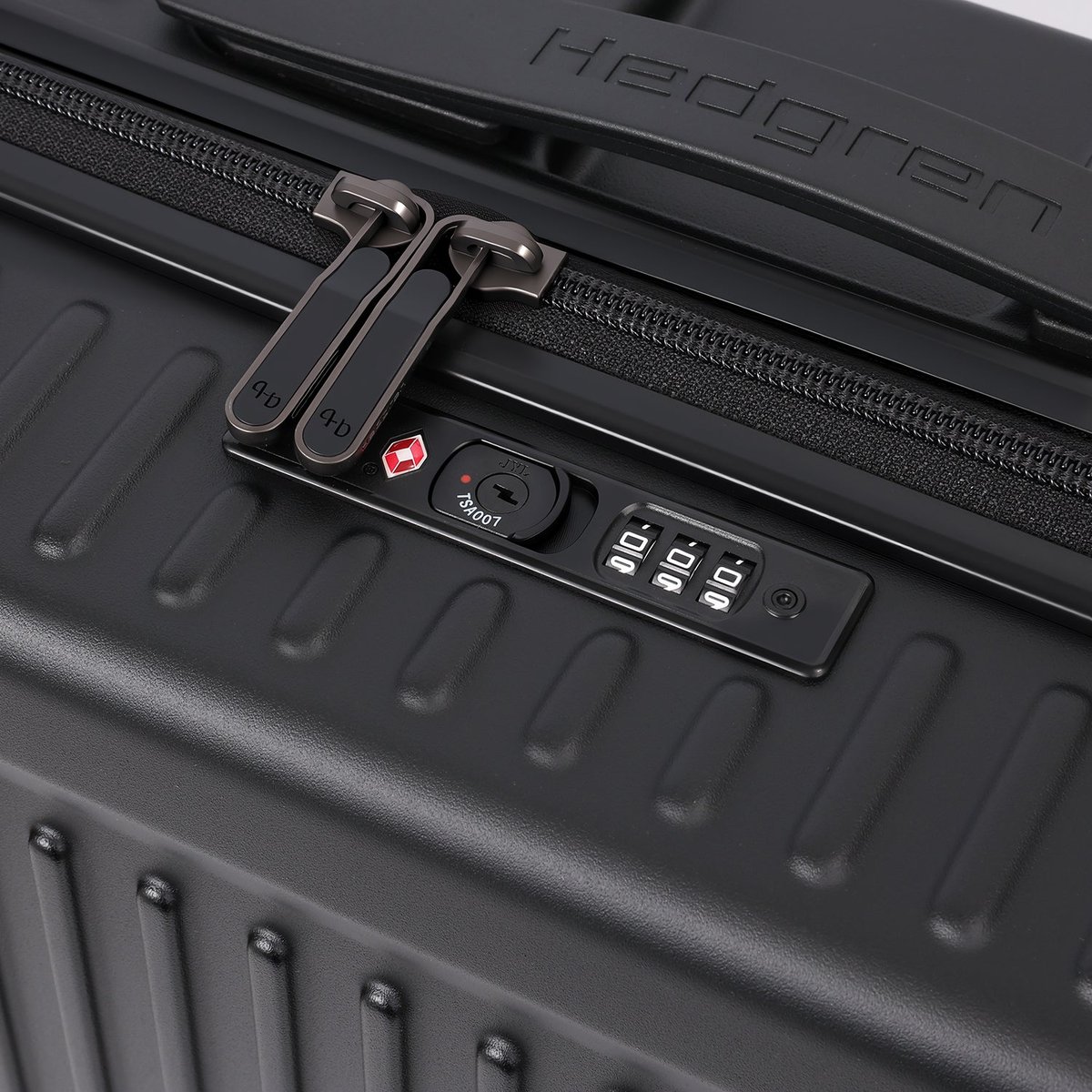 Valise cabine rigide 4 roues black, HEDGREN