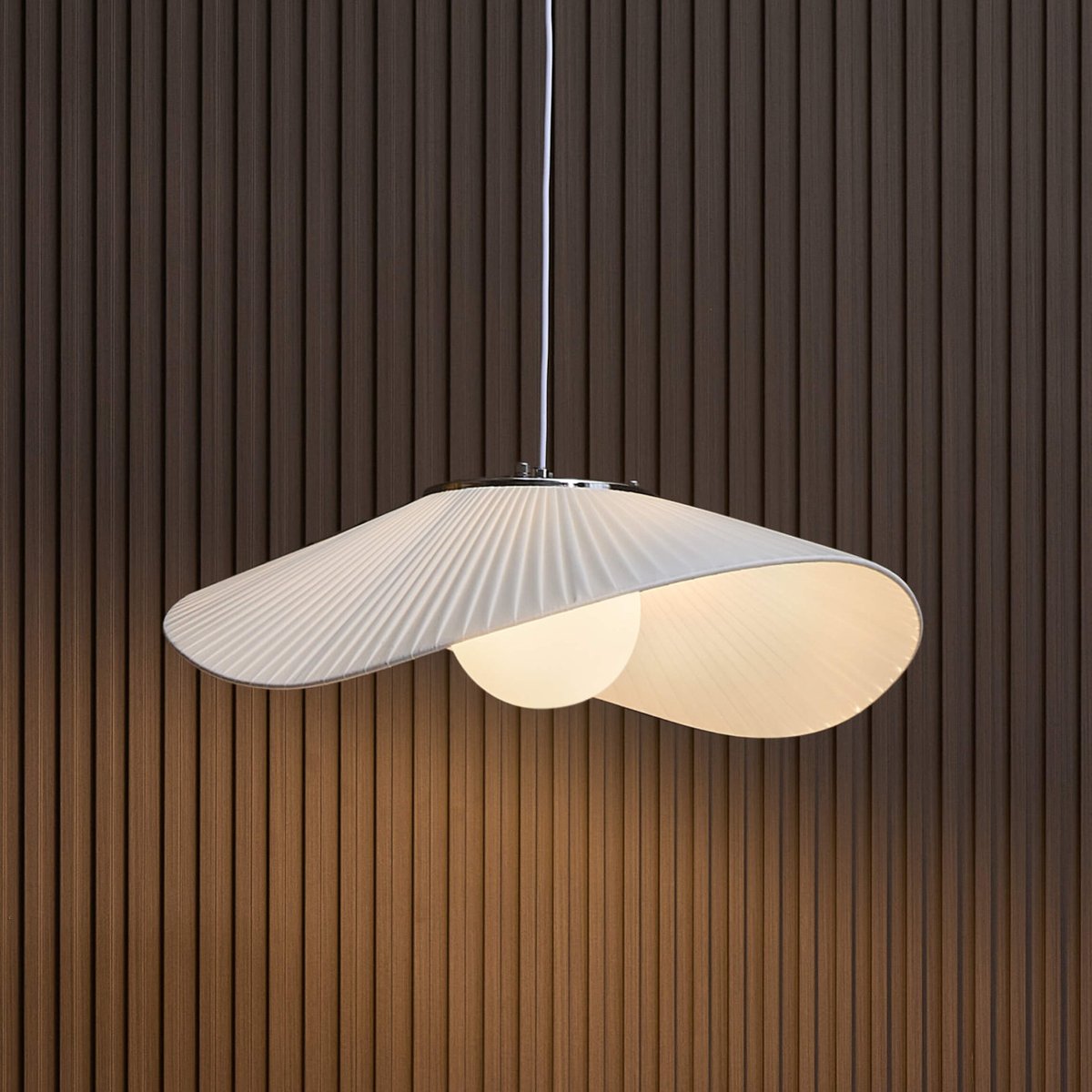 Suspension plissée tissu blanc - ODALIA blanc et argenté, KOSILUM