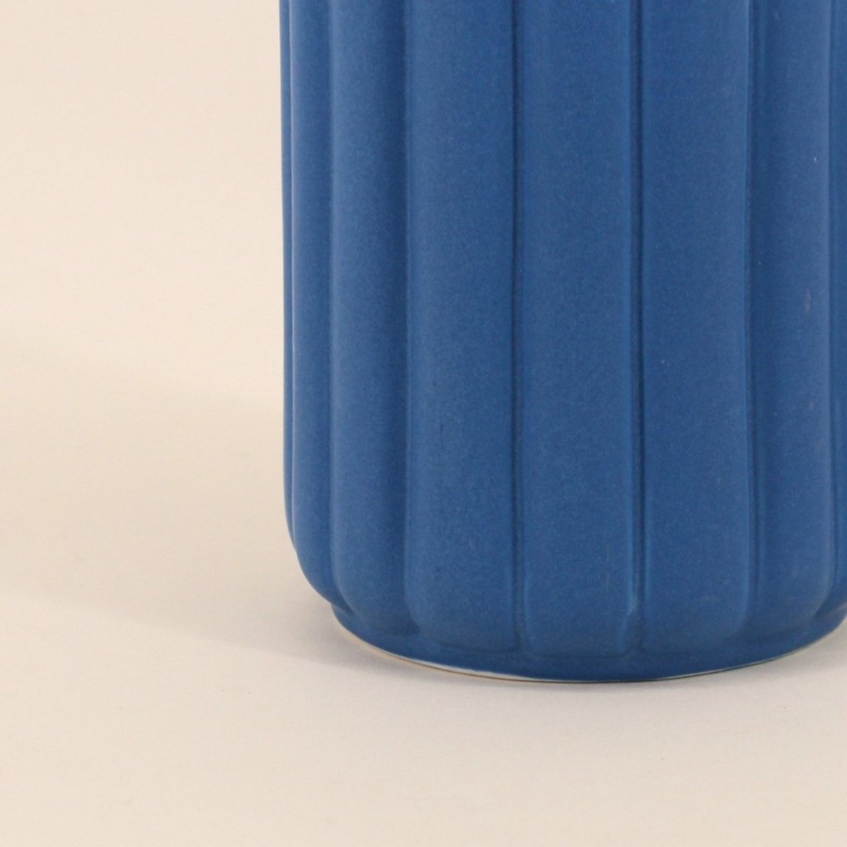 Vase design, H20cm bleu, ORNAMI