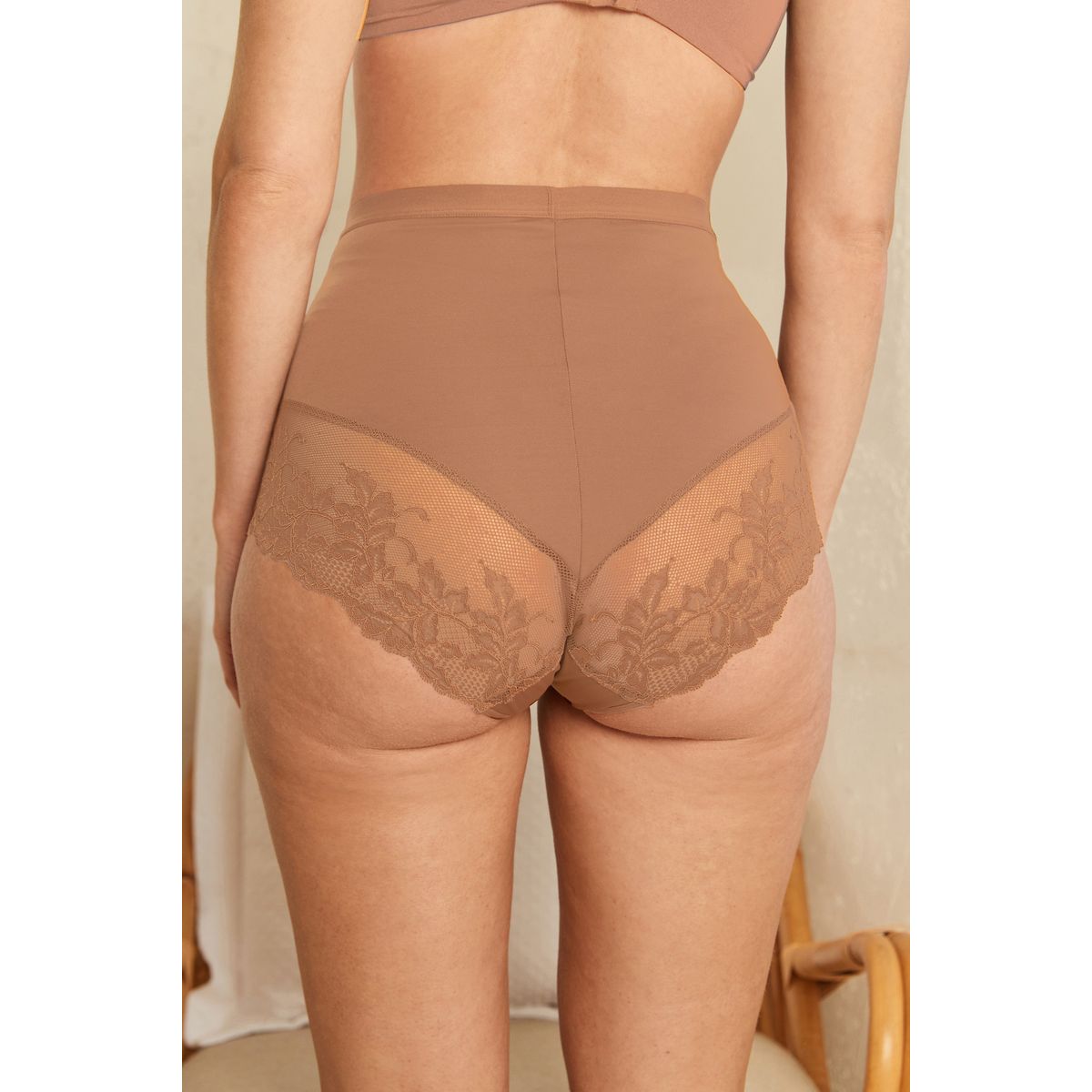 Culottes gainantes avec dentelle, lot de 2 neutre/fauve, NEXT