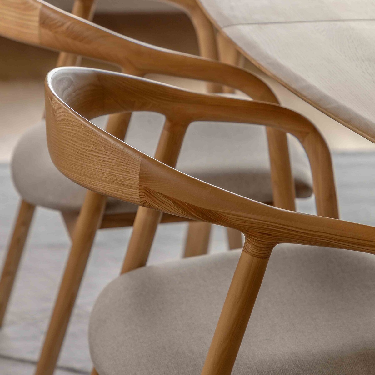 Set of 2 Aviero Ash Wood Dining Chairs oak, ÉDITÉ