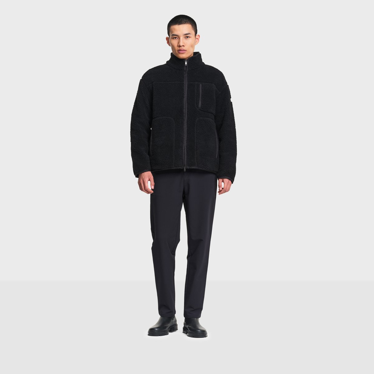 Veste multipoches en sherpa zippée double curseur noir, AIGLE