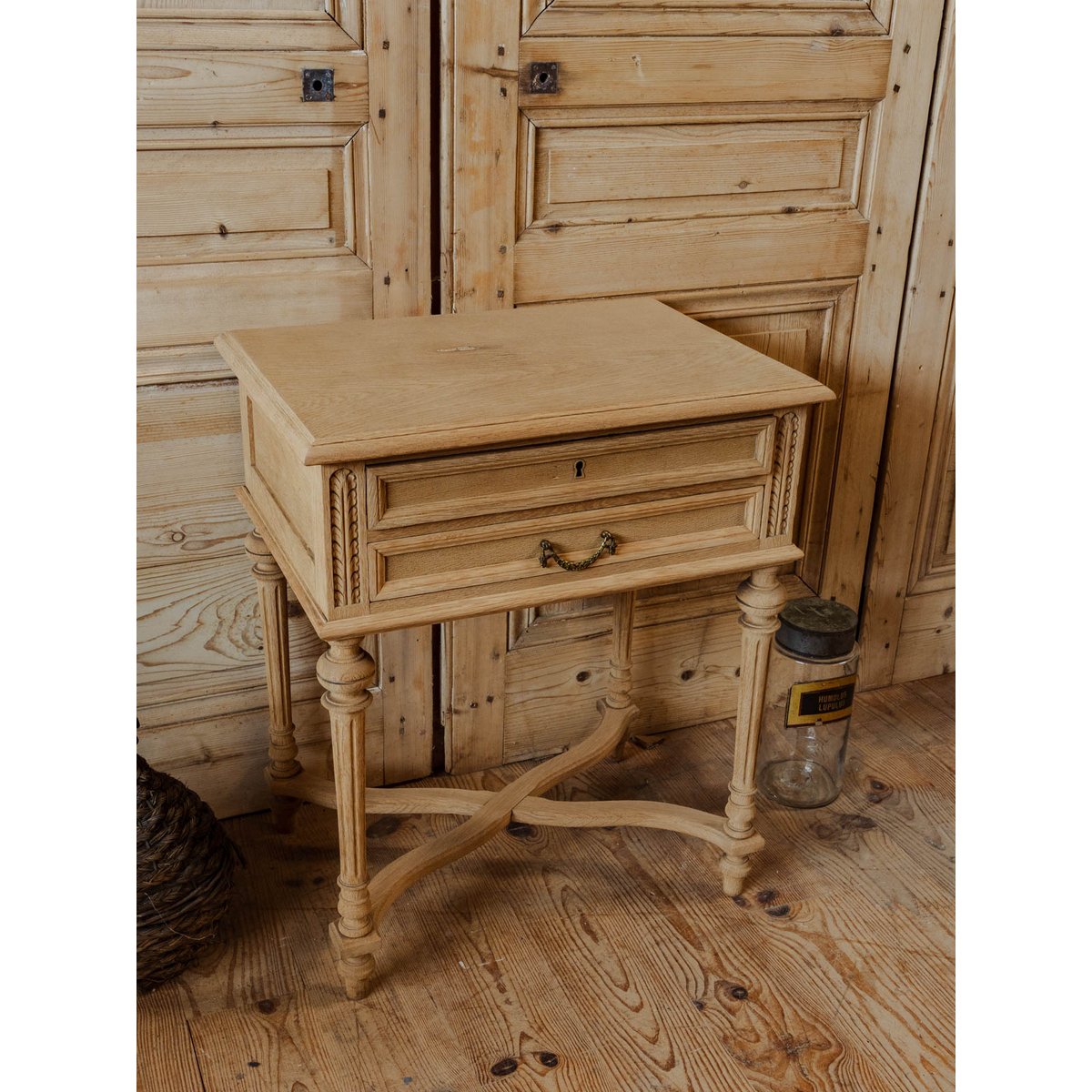 Meuble d'appoint en bois Gilbert N°1557 - Bon état bois clair, DEBONGOUT