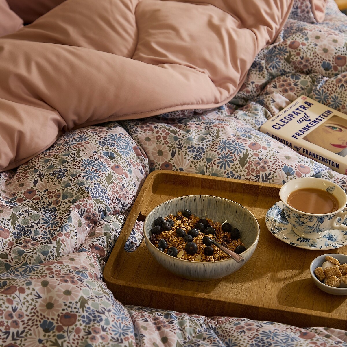 10.5 Tog Coverless Duvet And Pillowcase Set Vintage Meadow multi-coloured, NIGHT LARK