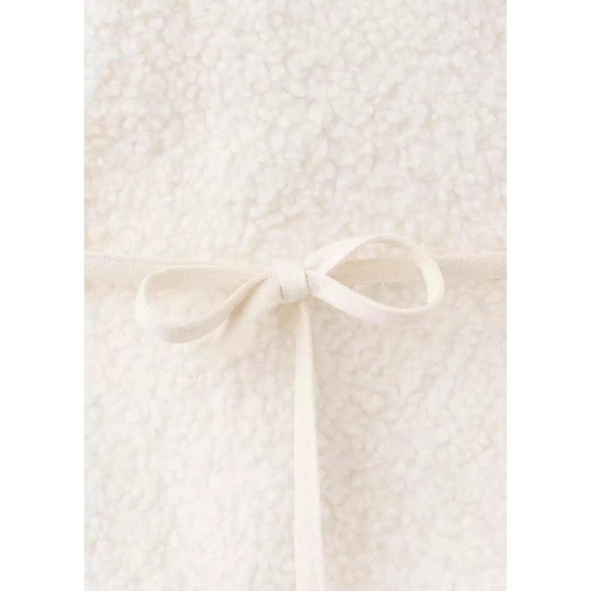 Gilet imitation mouton retourné croisé ivoire, MANGO