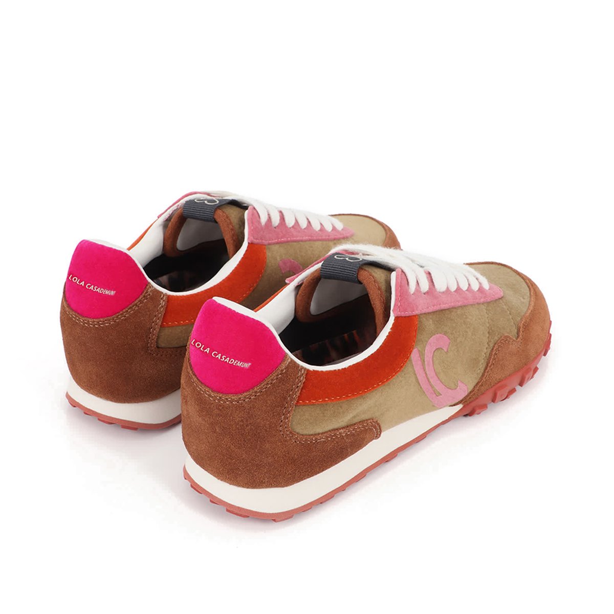 Baskets basses à lacets en daim mélangé caramel, LOLA CASADEMUNT