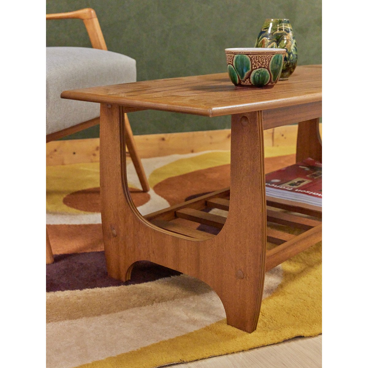 Table basse anglaise en bois Donna N°741 - Bon état bois clair, DEBONGOUT