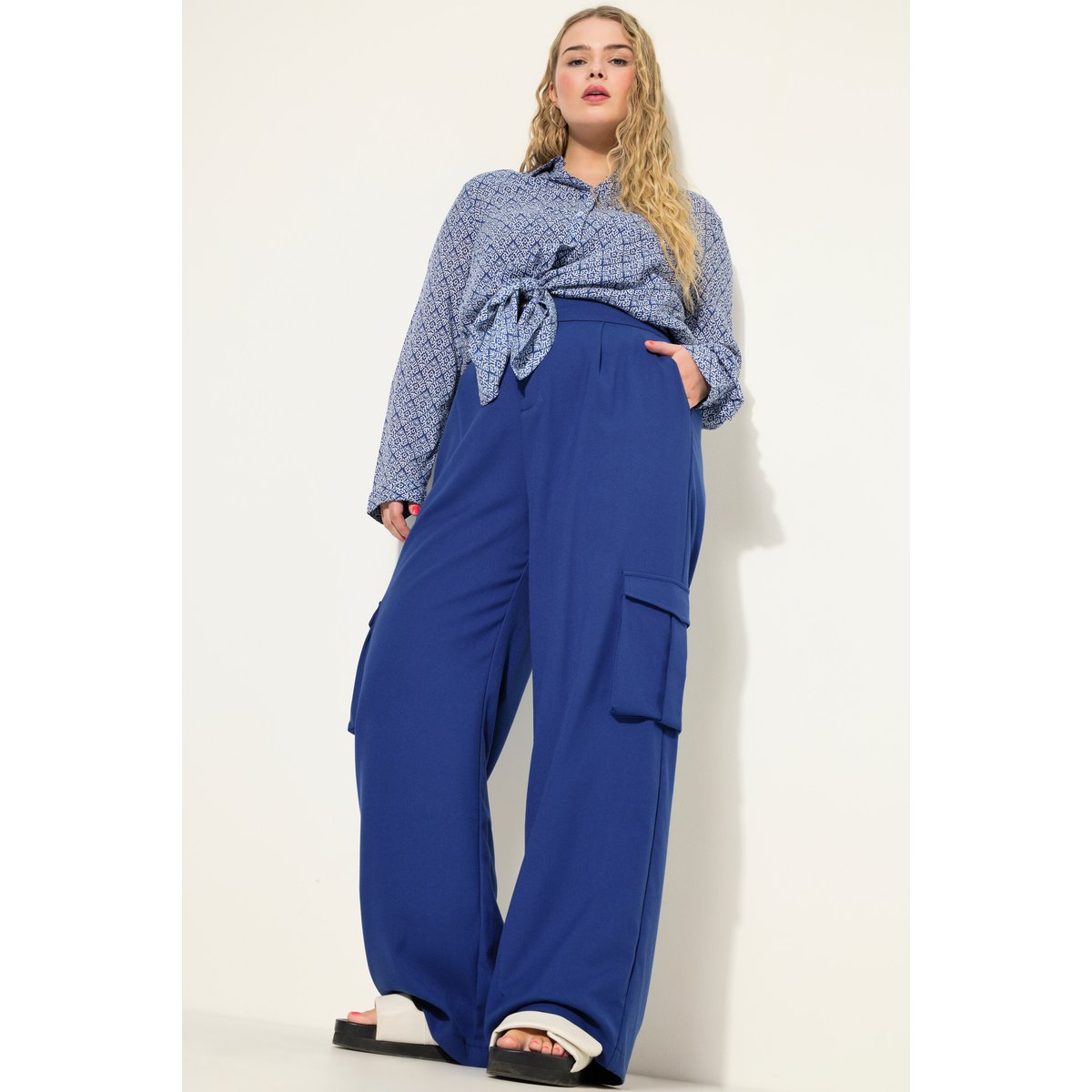 Pantalon cargo taille haute et jambe large indigo, STUDIO UNTOLD