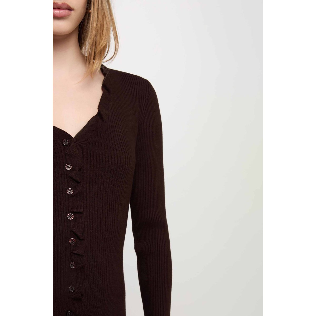 Robe tricot longue col v marron foncé, MORGAN