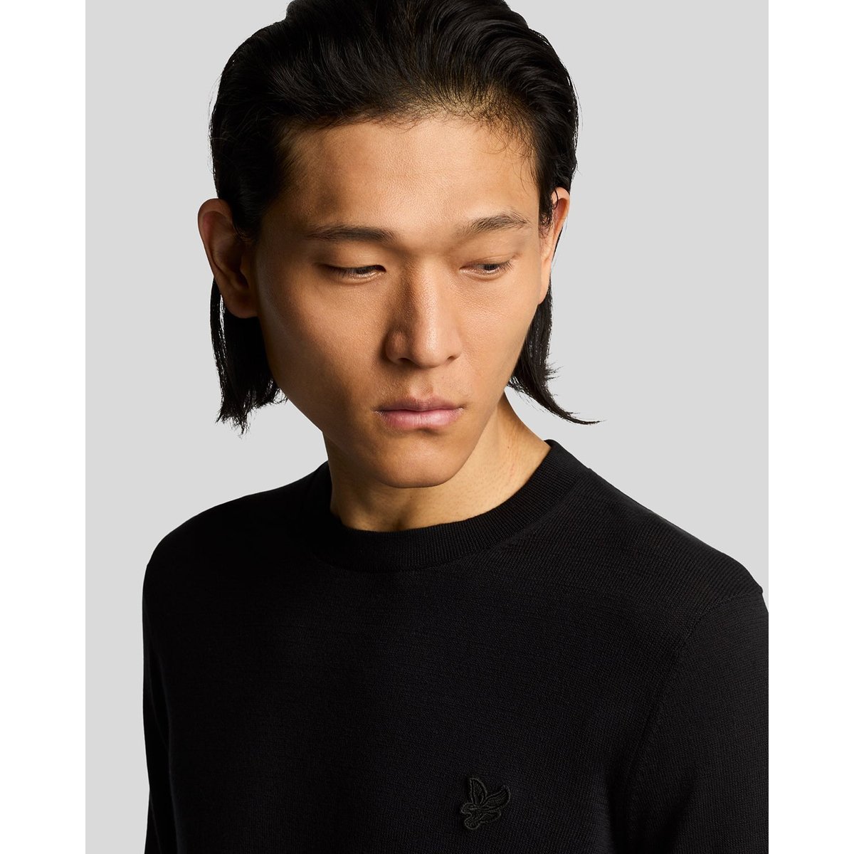 Pull en coton col rond noir jais, LYLE & SCOTT
