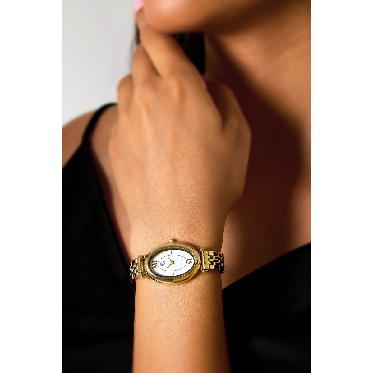 Montre OVAL blanc, B&G