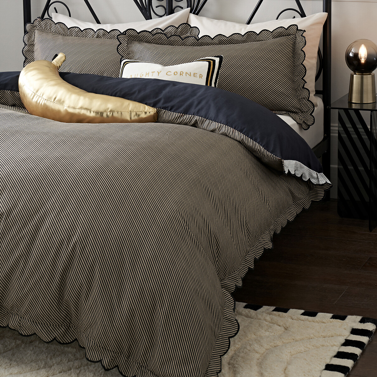Pencil Stripe Duvet Cover and Pillowcase Set black, ROCKETT ST GEORGE