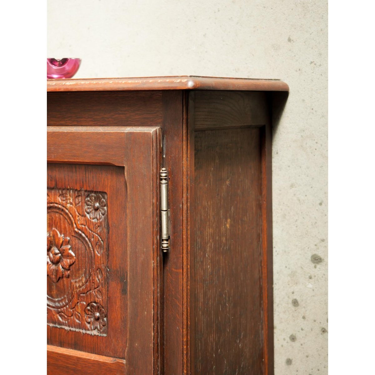 Table d'appoint en bois Francine N°985 - Bon état bois foncé, DEBONGOUT